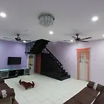 Cartoon World Homestay